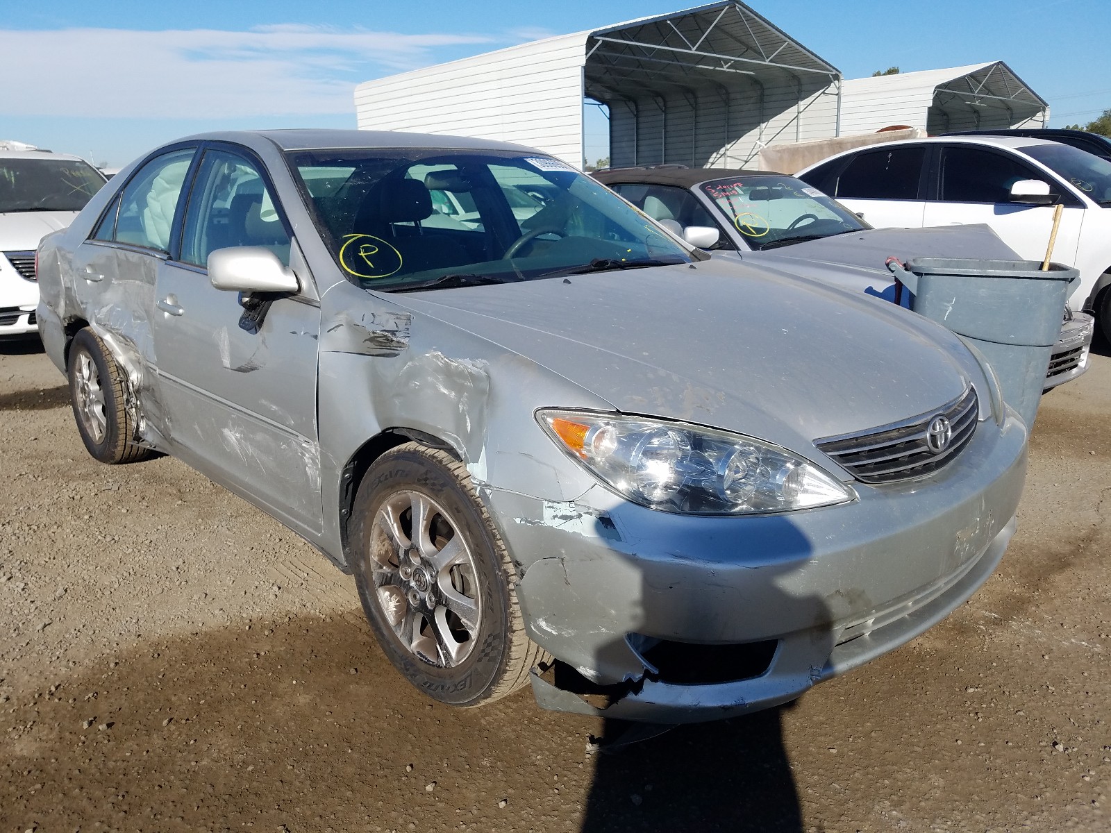 TOYOTA CAMRY LE 2005 4t1bf30k45u598924