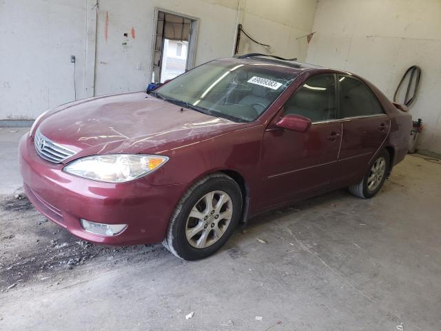 TOYOTA CAMRY 2005 4t1bf30k55u090557