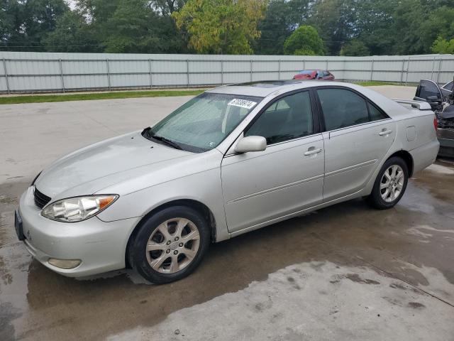 TOYOTA CAMRY LE 2005 4t1bf30k55u606139