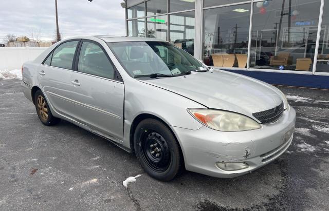 TOYOTA CAMRY 2003 4t1bf30k63u049447