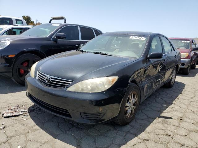 TOYOTA CAMRY 2005 4t1bf30k65u110475