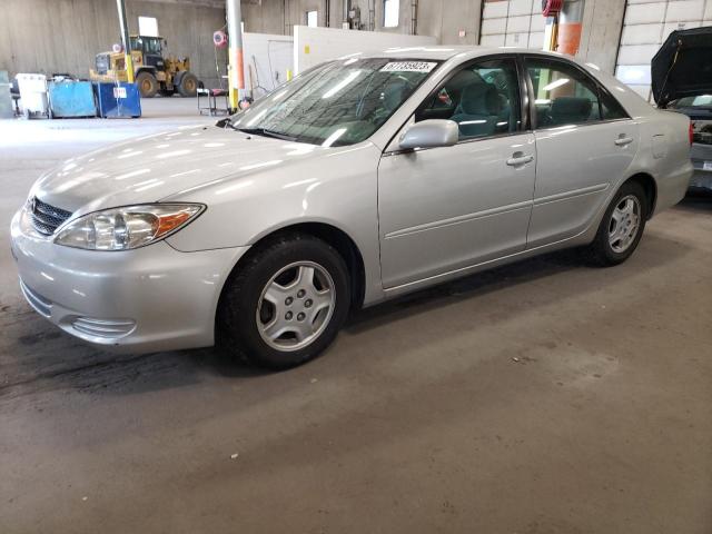 TOYOTA CAMRY LE 2002 4t1bf30k72u018058