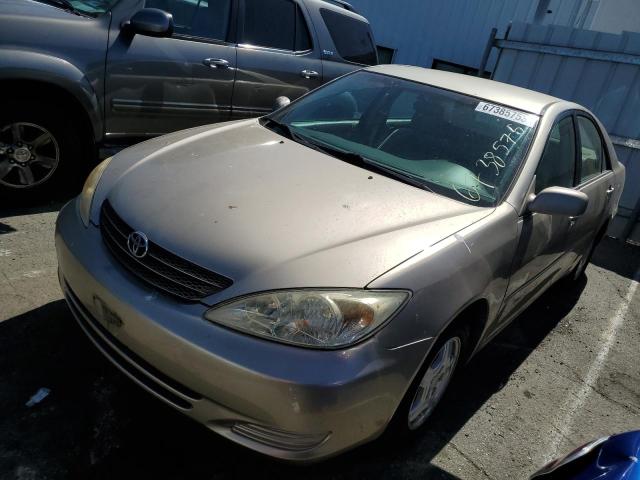 TOYOTA CAMRY LE 2002 4t1bf30k72u520911