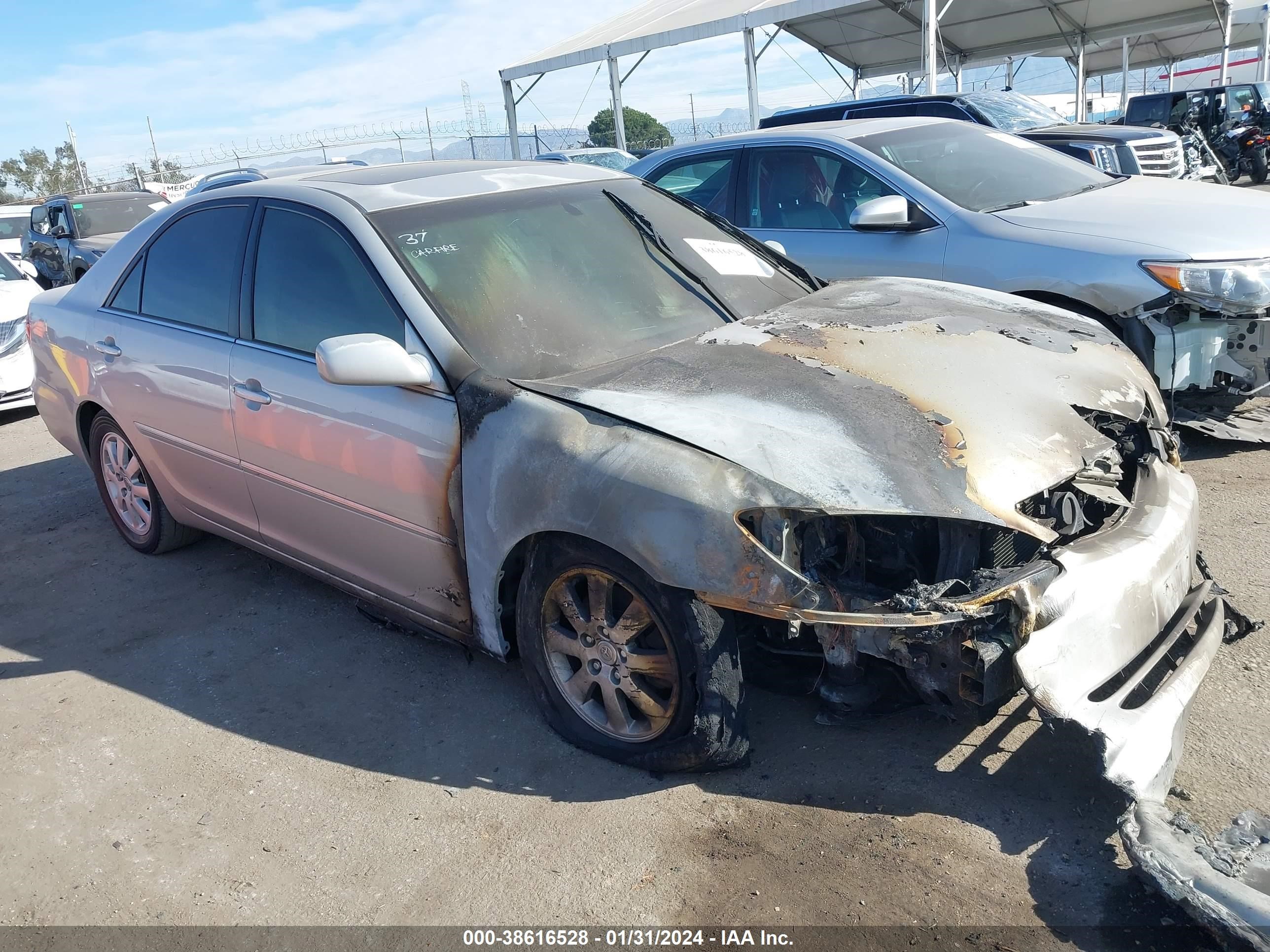 TOYOTA CAMRY 2002 4t1bf30k82u029733