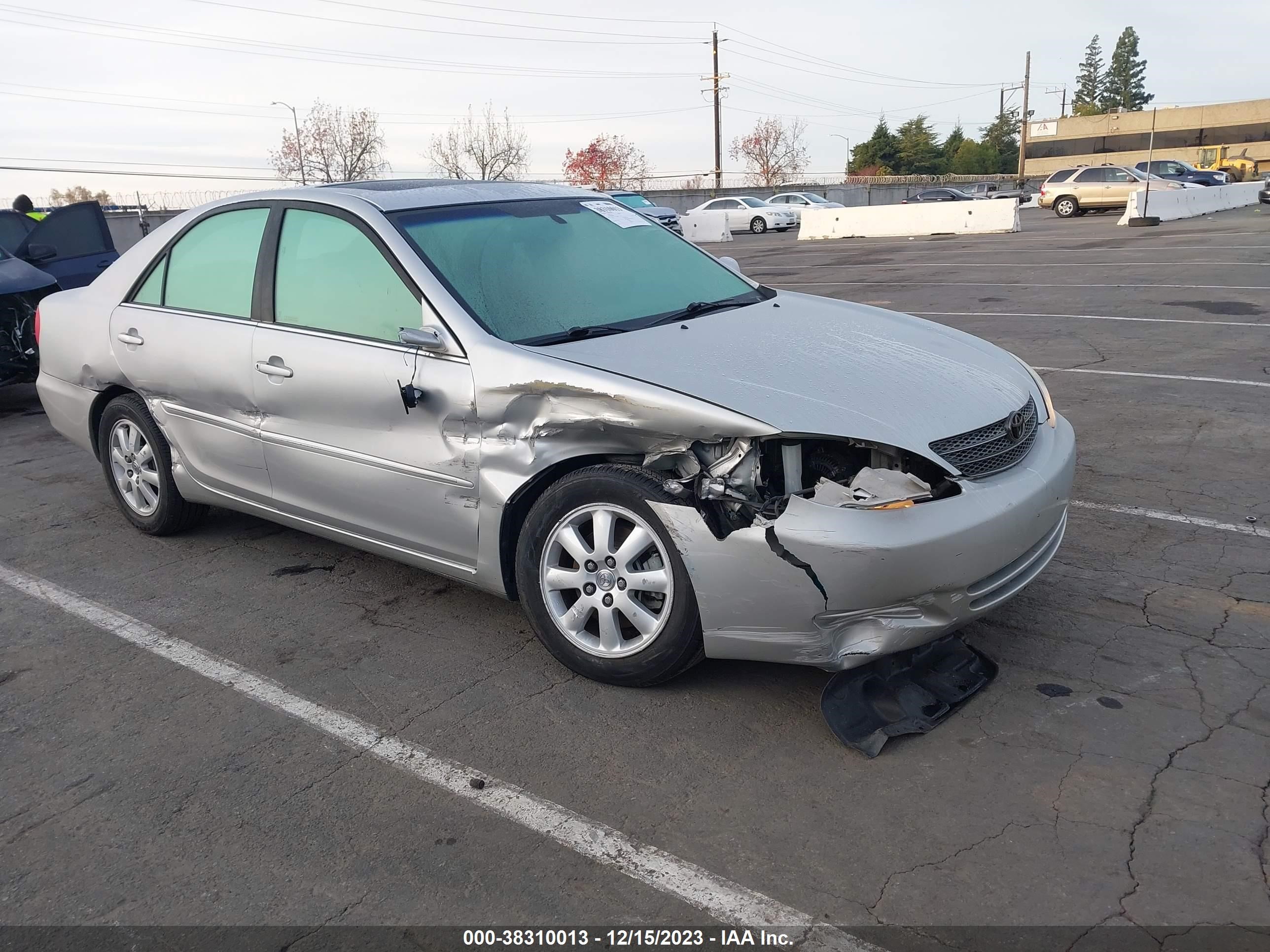 TOYOTA CAMRY 2002 4t1bf30k82u537894