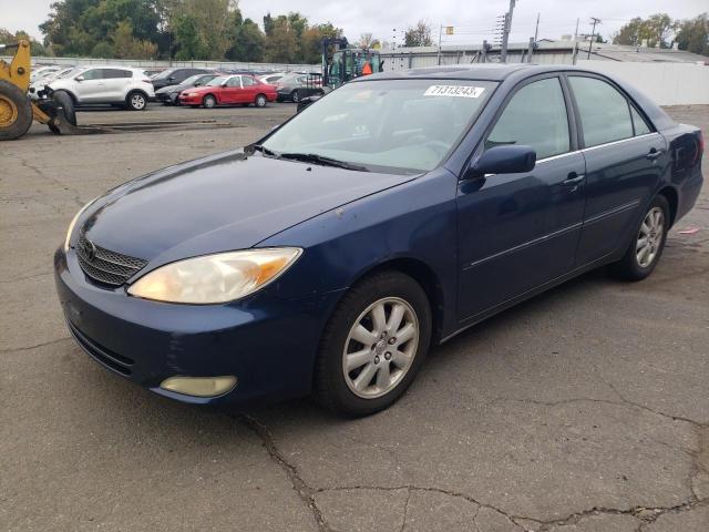 TOYOTA CAMRY LE 2003 4t1bf30k83u055220