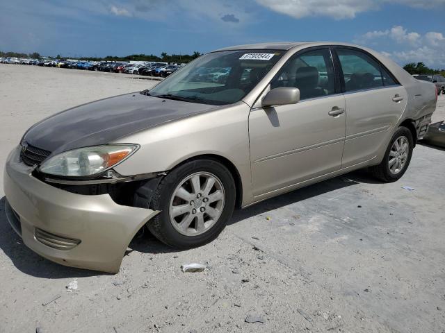 TOYOTA CAMRY LE 2003 4t1bf30k83u556074