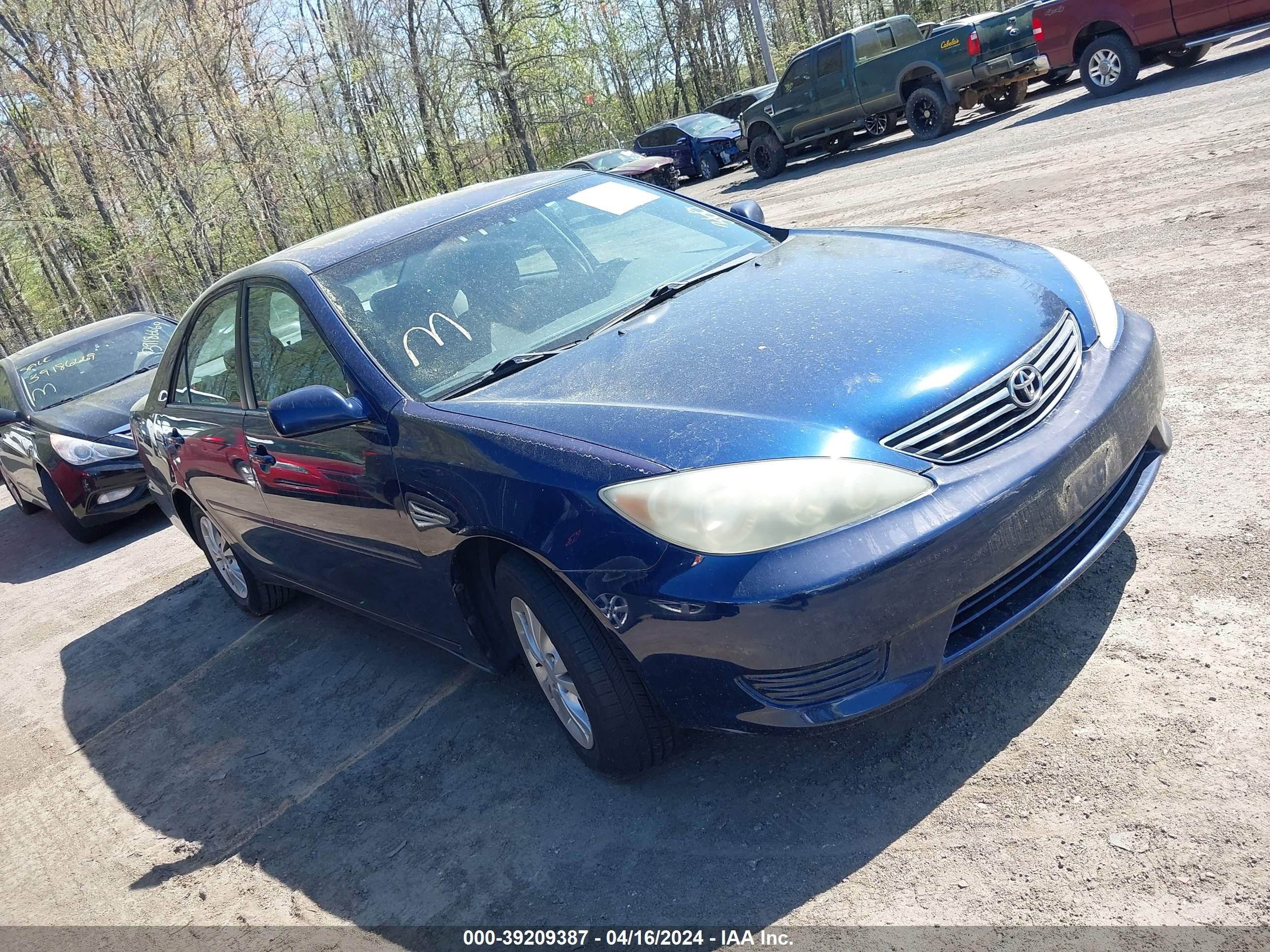 TOYOTA CAMRY 2005 4t1bf30k85u108615