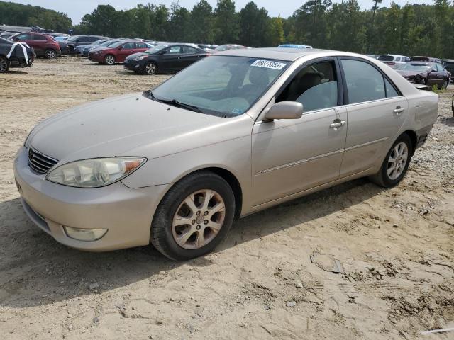 TOYOTA CAMRY LE 2005 4t1bf30k85u615627