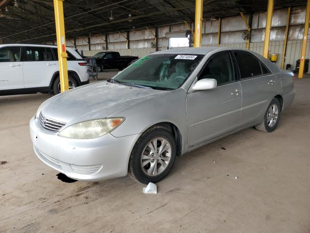 TOYOTA CAMRY LE 2005 4t1bf30k95u105142