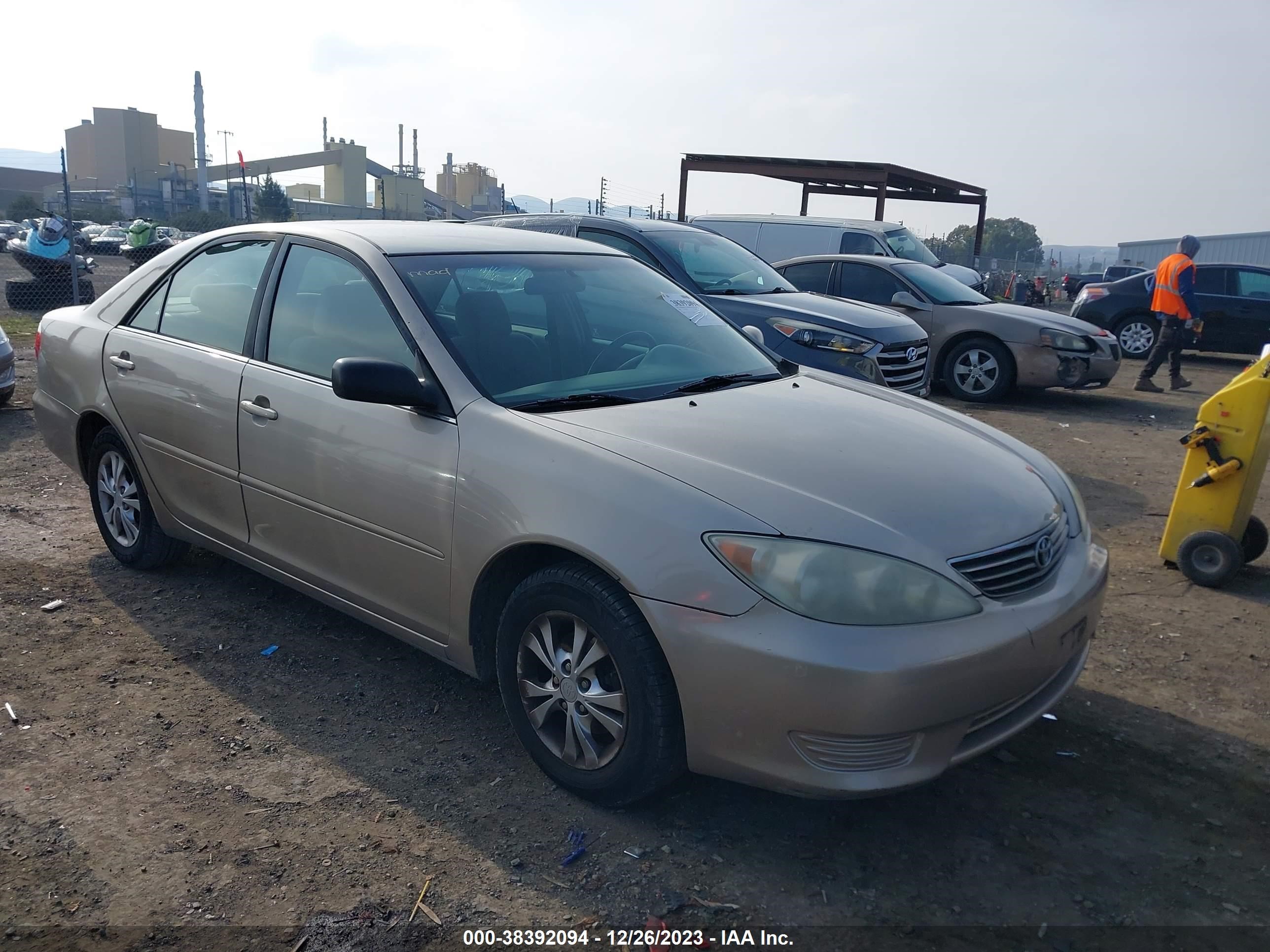 TOYOTA CAMRY 2005 4t1bf30k95u592326