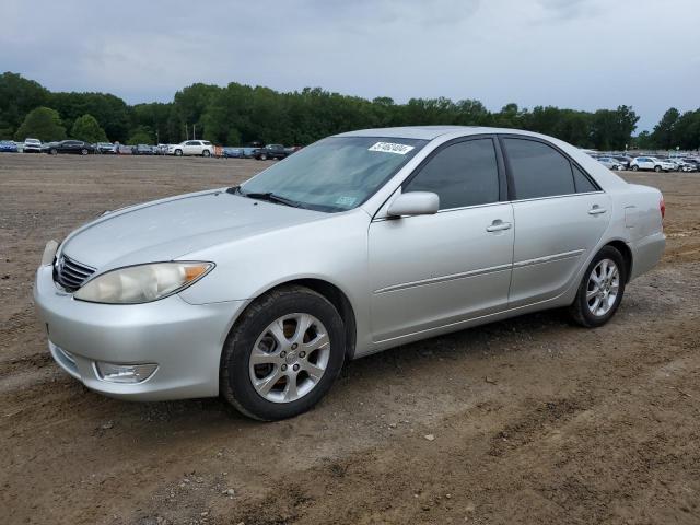 TOYOTA CAMRY LE 2005 4t1bf30k95u607858