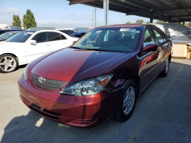 TOYOTA CAMRY LE 2002 4t1bf30kx2u015946