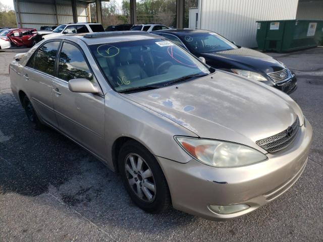 TOYOTA CAMRY LE 2004 4t1bf30kx4u584962