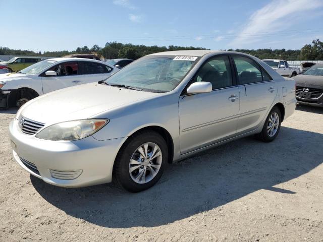 TOYOTA CAMRY LE 2005 4t1bf30kx5u093180