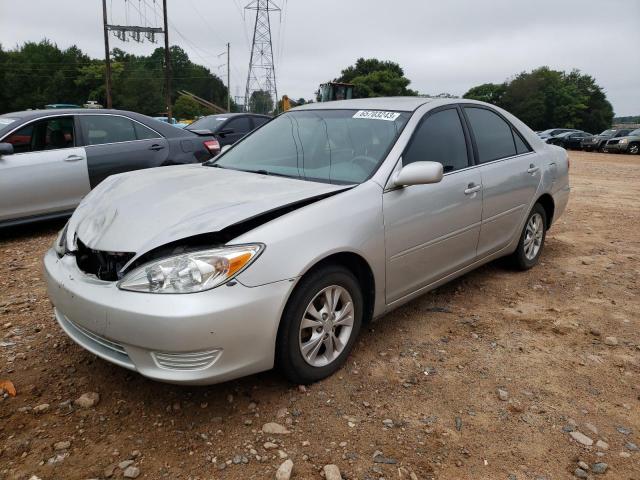 TOYOTA CAMRY LE 2005 4t1bf30kx5u098685