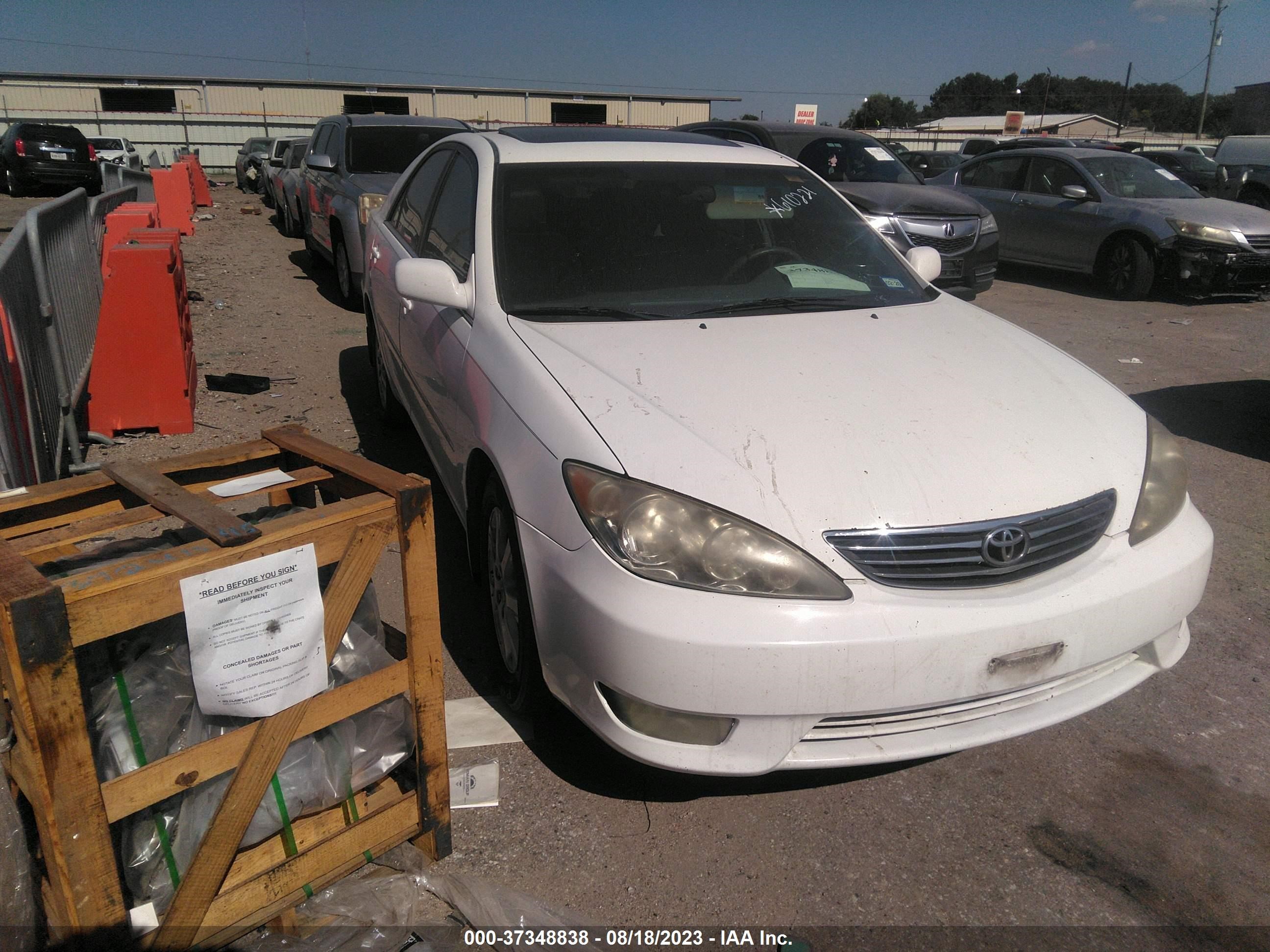 TOYOTA CAMRY 2005 4t1bf30kx5u610221