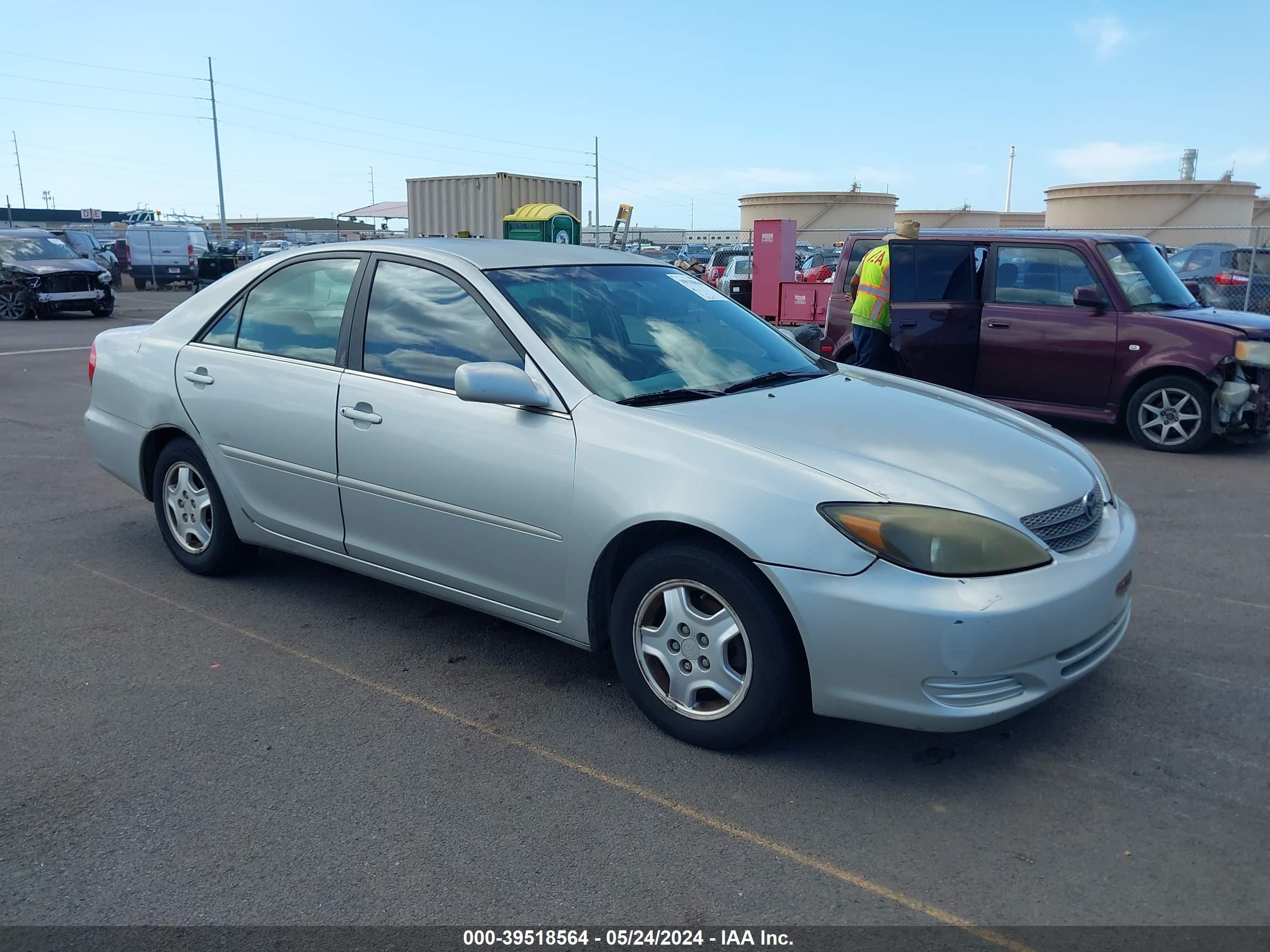 TOYOTA CAMRY 2002 4t1bf32k12u013581