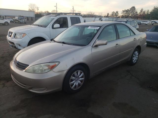 TOYOTA CAMRY LE 2004 4t1bf32k14u064548