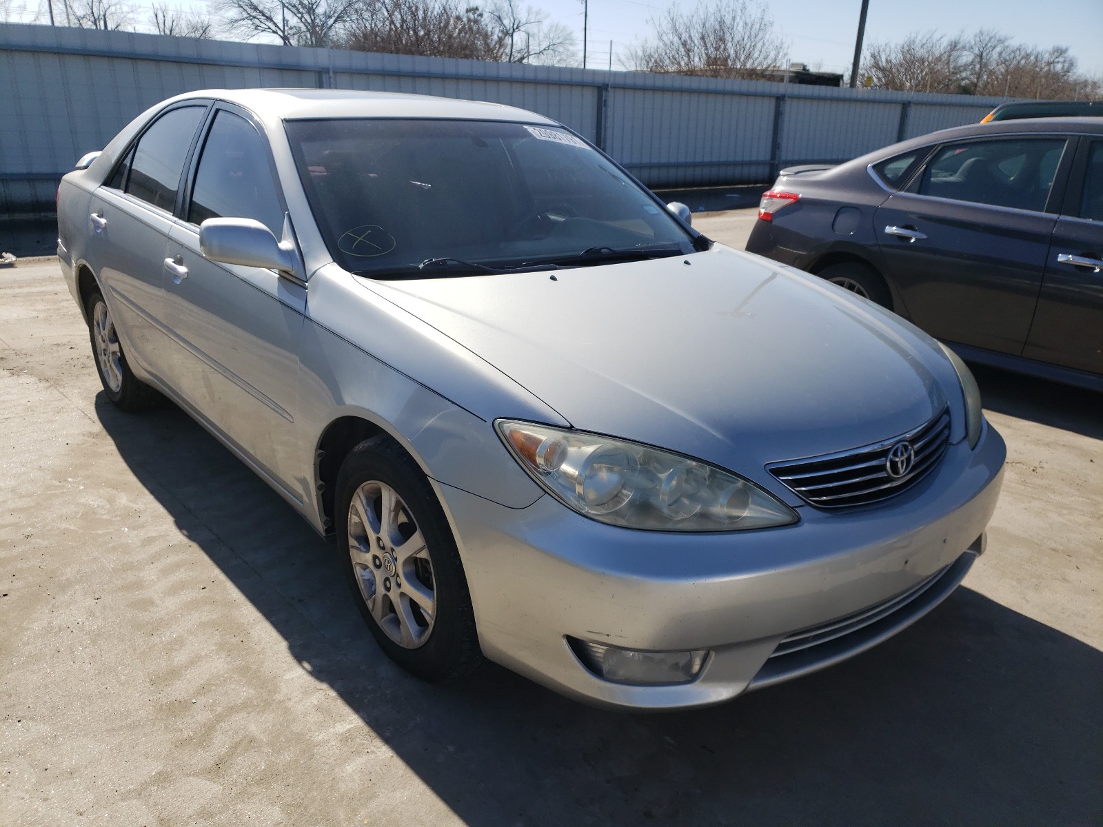 TOYOTA CAMRY LE 2005 4t1bf32k15u098488