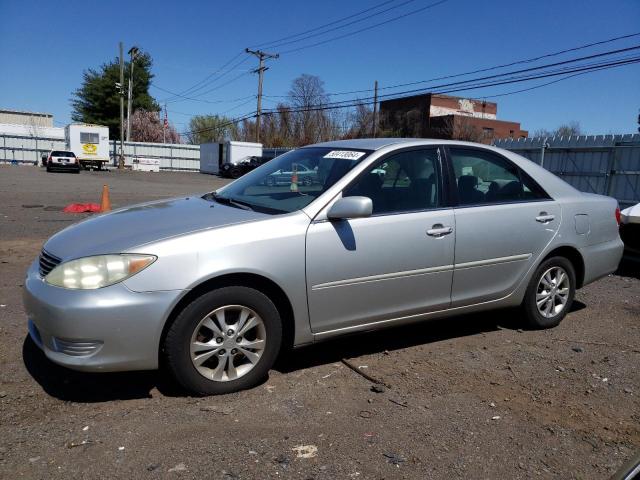 TOYOTA CAMRY 2005 4t1bf32k15u098720