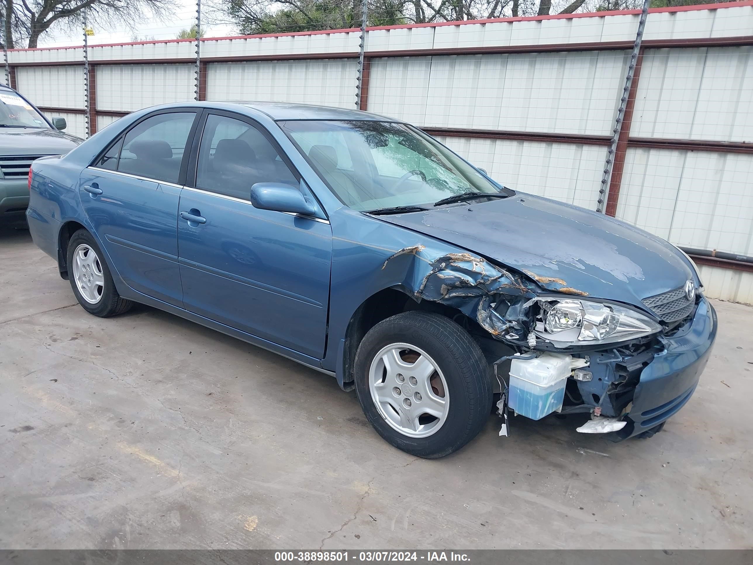 TOYOTA CAMRY 2002 4t1bf32k22u515810