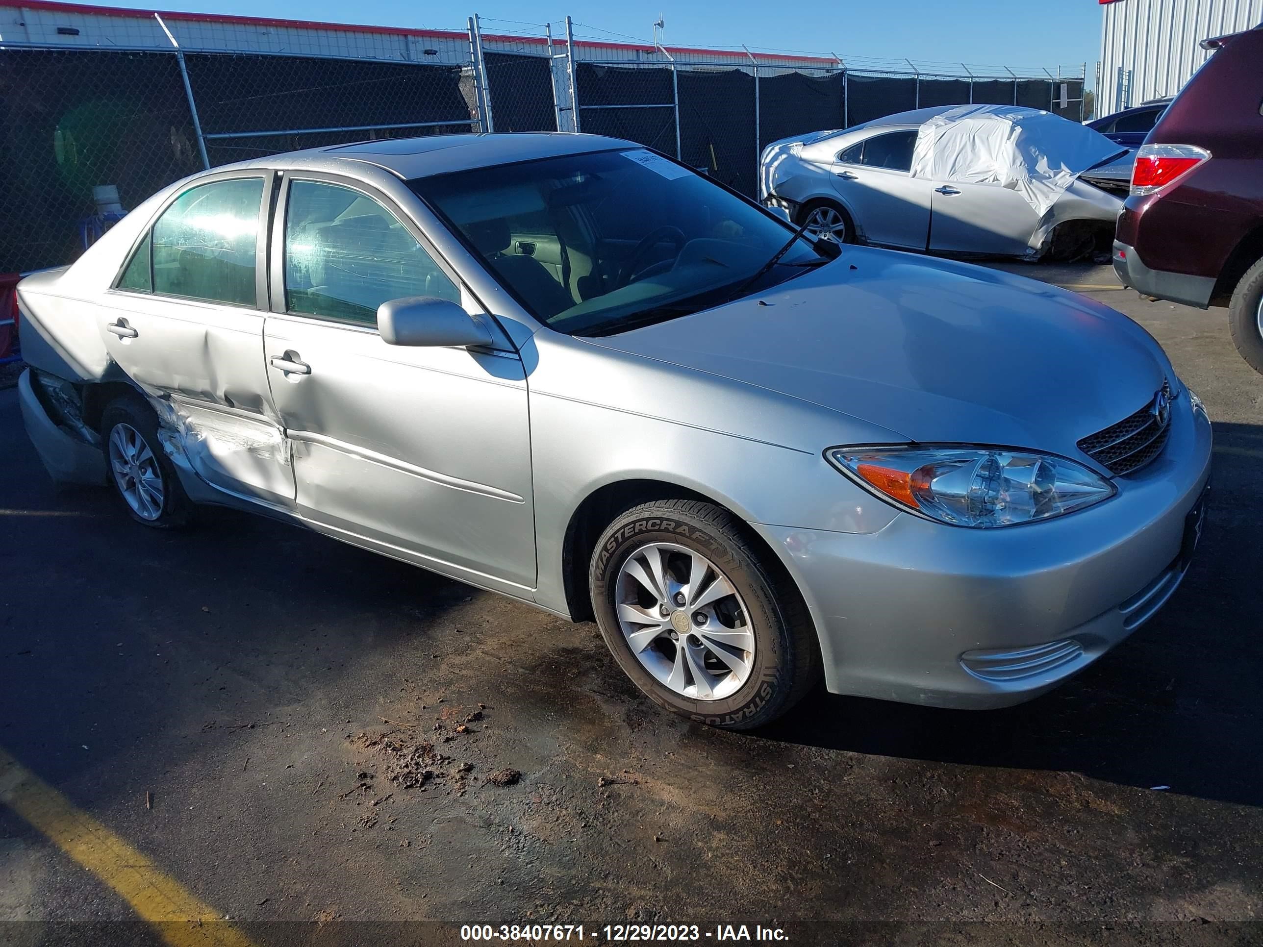 TOYOTA CAMRY 2004 4t1bf32k24u570910