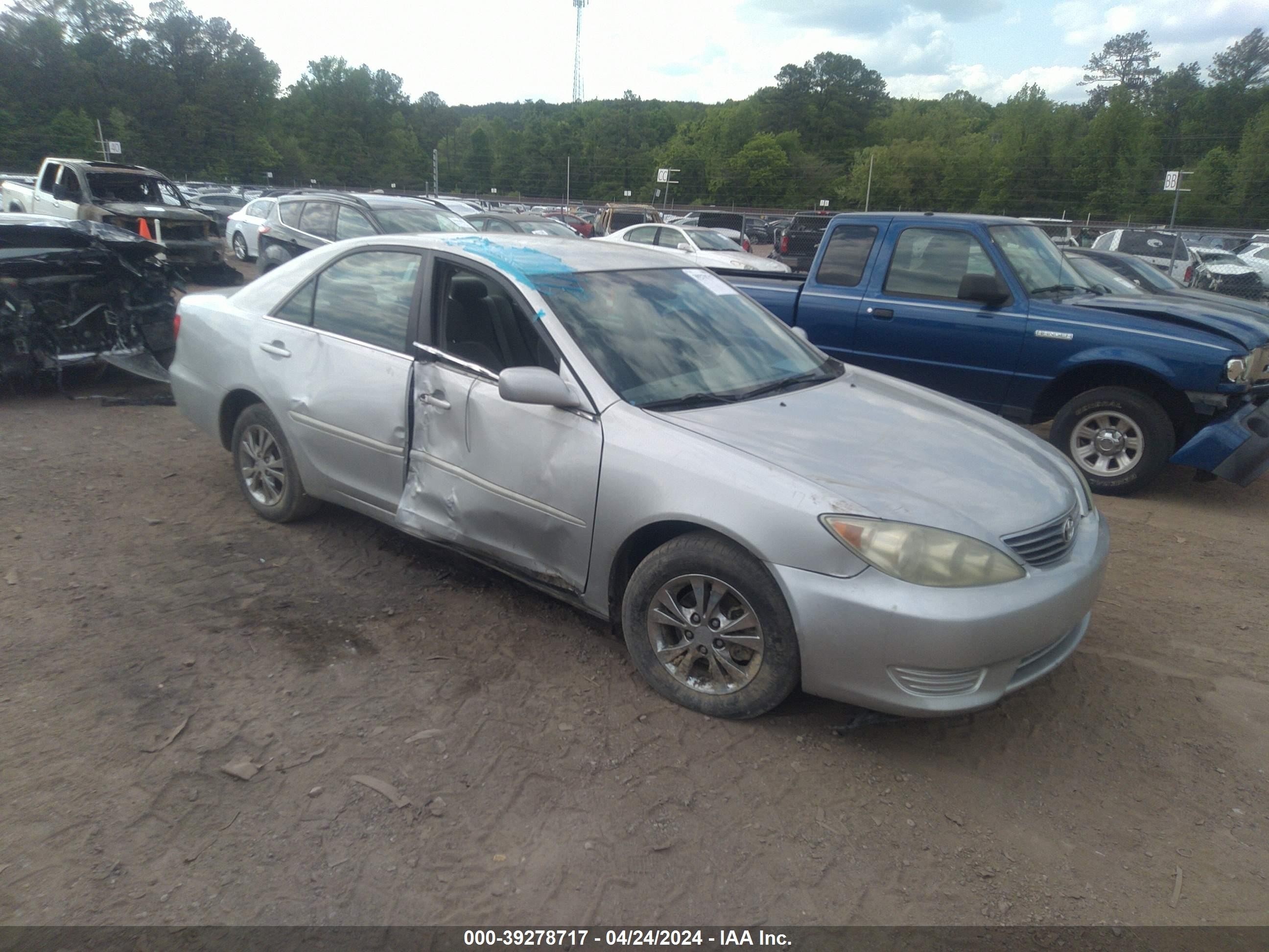 TOYOTA CAMRY 2005 4t1bf32k25u094675