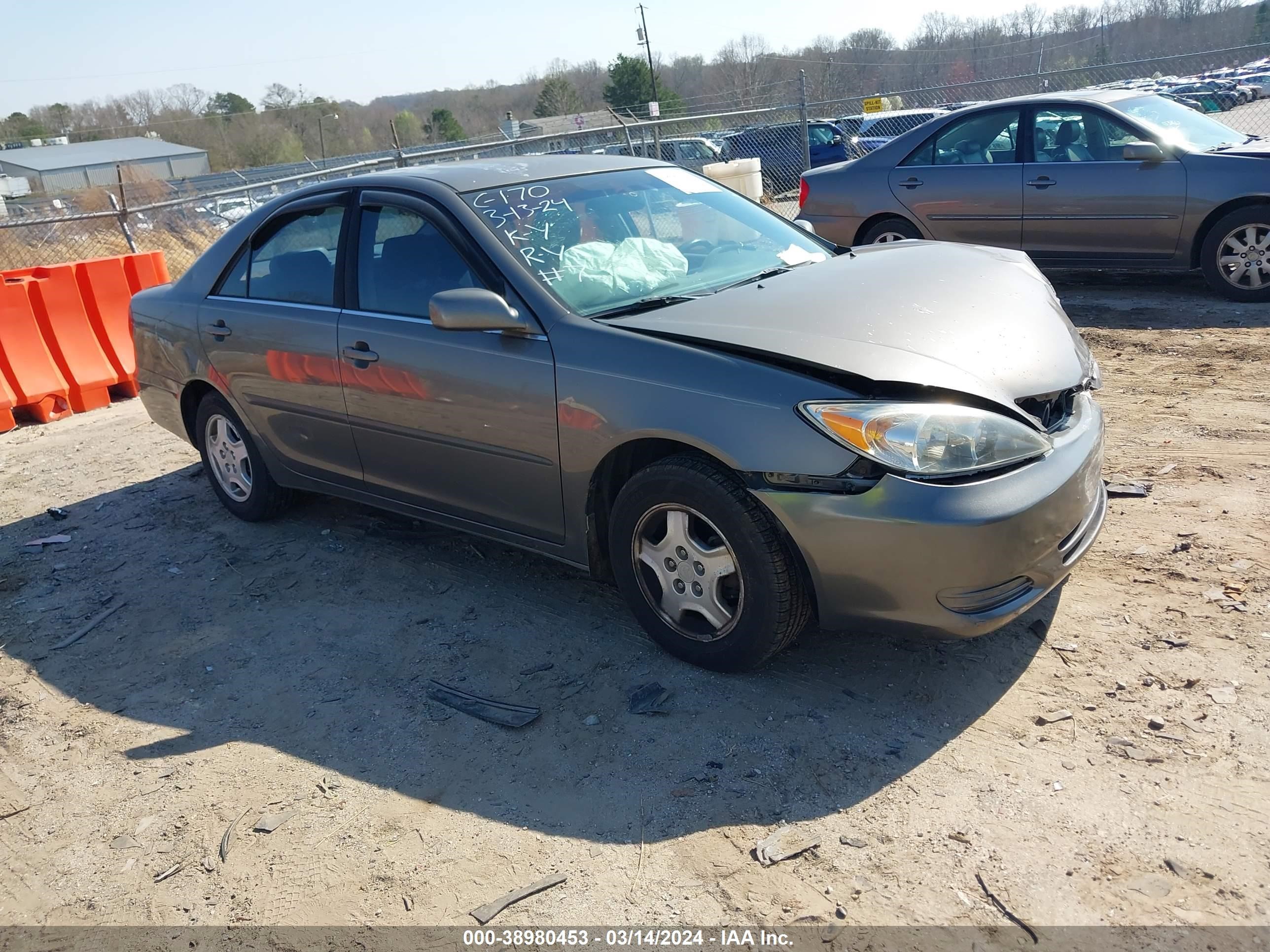 TOYOTA CAMRY 2003 4t1bf32k33u552379