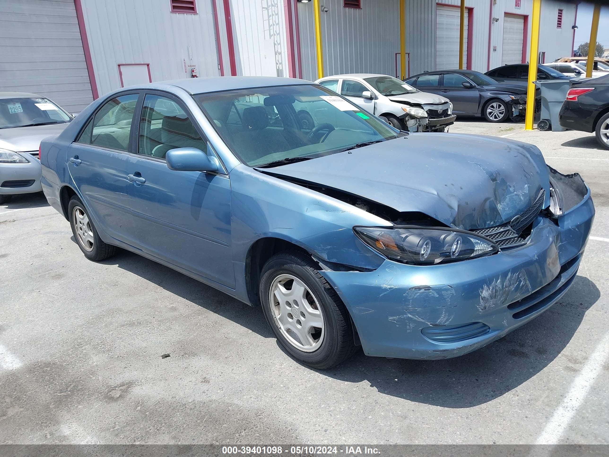 TOYOTA CAMRY 2003 4t1bf32k33u565794