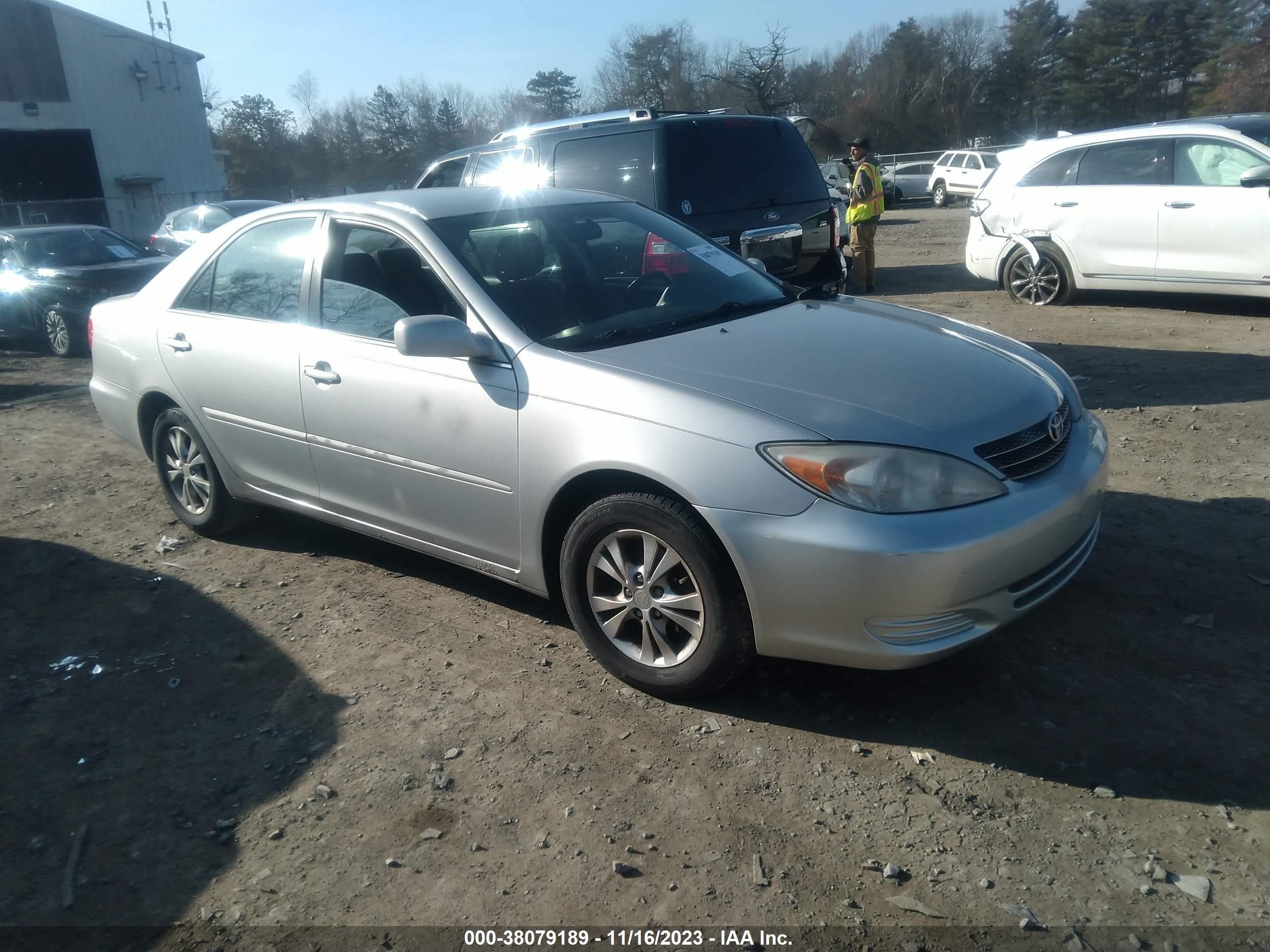 TOYOTA CAMRY 2004 4t1bf32k34u078399