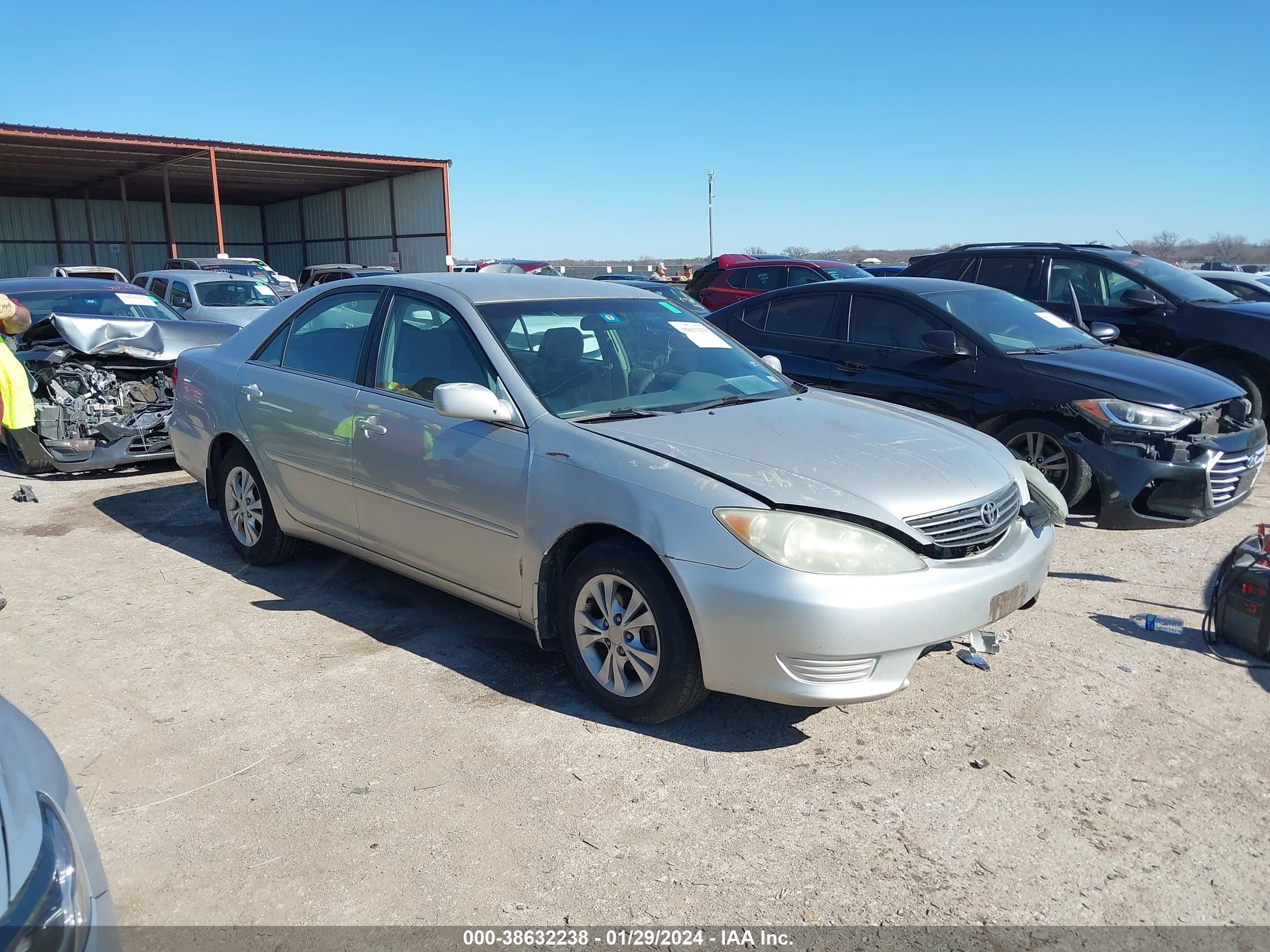 TOYOTA CAMRY 2005 4t1bf32k35u110608