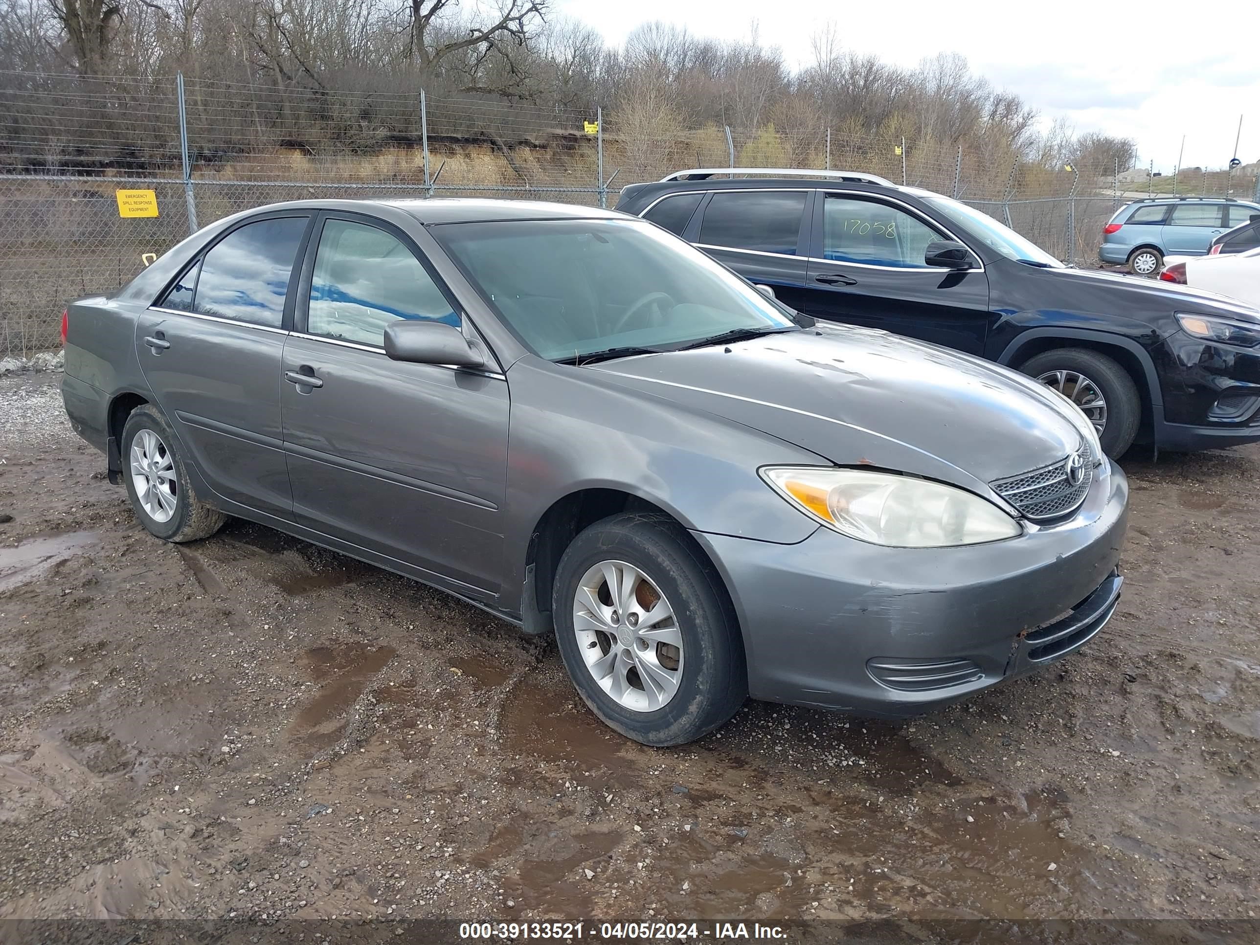 TOYOTA CAMRY 2004 4t1bf32k44u581973