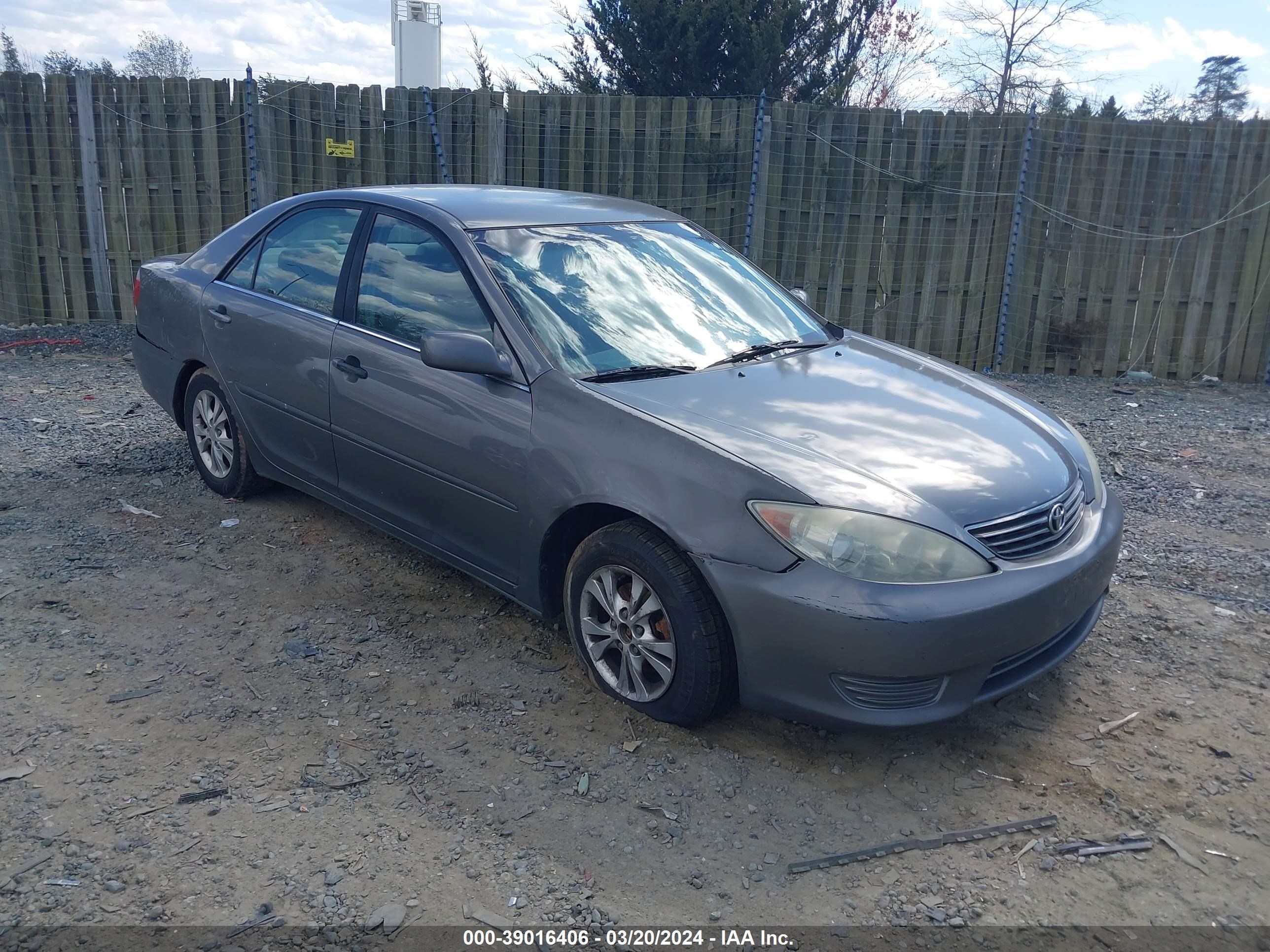 TOYOTA CAMRY 2005 4t1bf32k55u611094