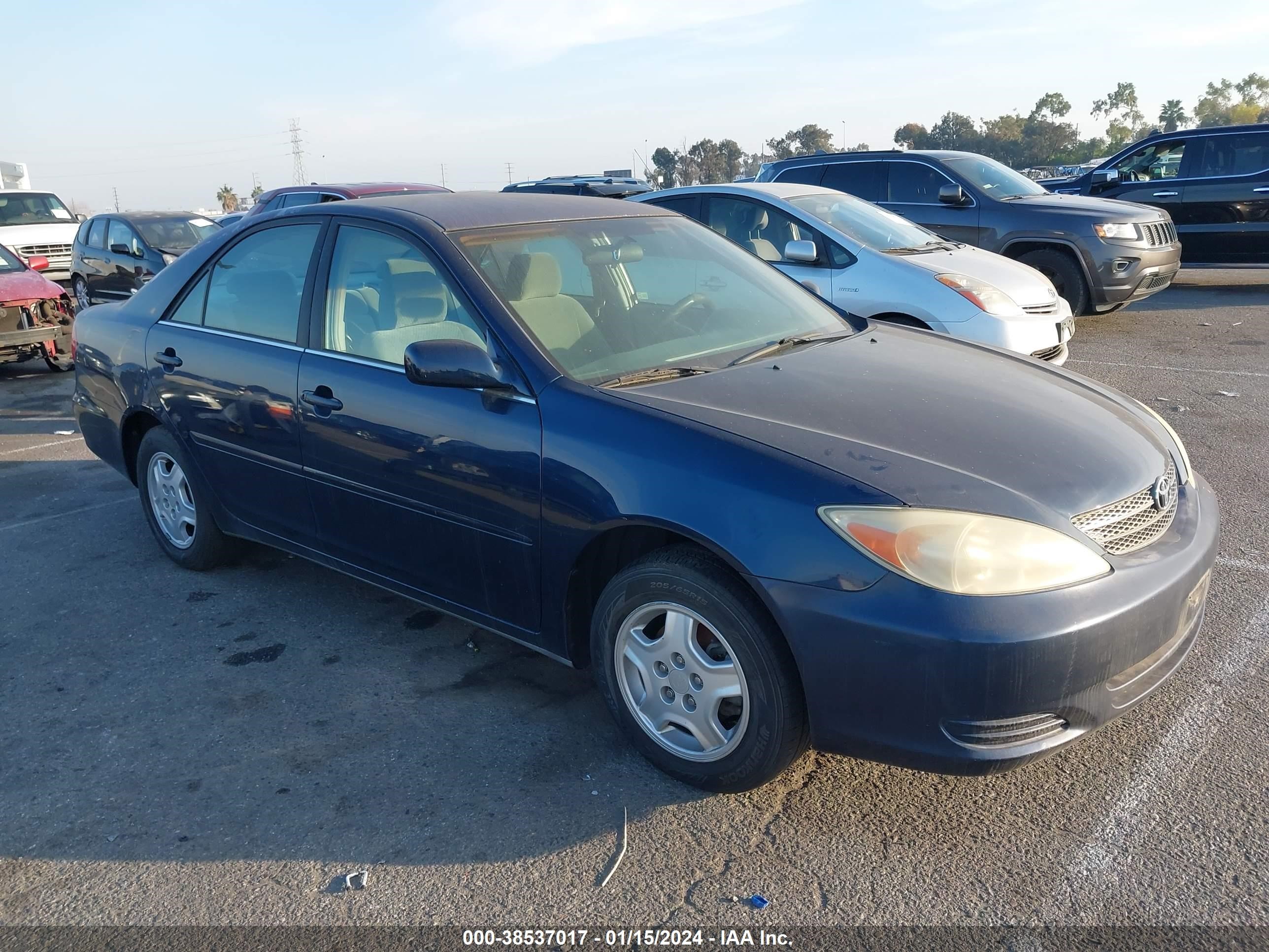 TOYOTA CAMRY 2002 4t1bf32k62u518936