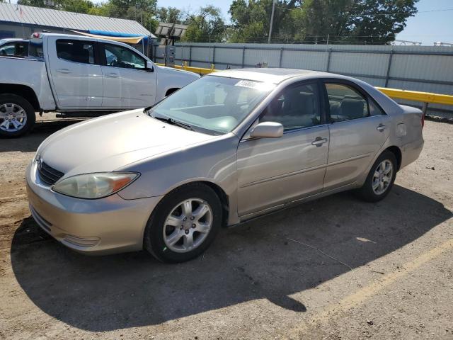 TOYOTA CAMRY LE 2003 4t1bf32k63u556653