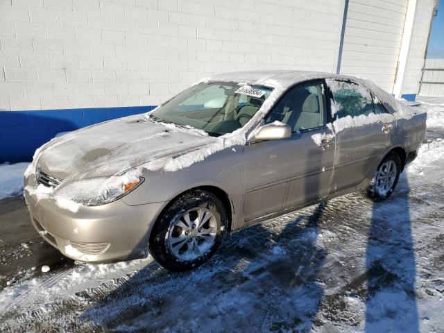 TOYOTA CAMRY 2005 4t1bf32k65u109470