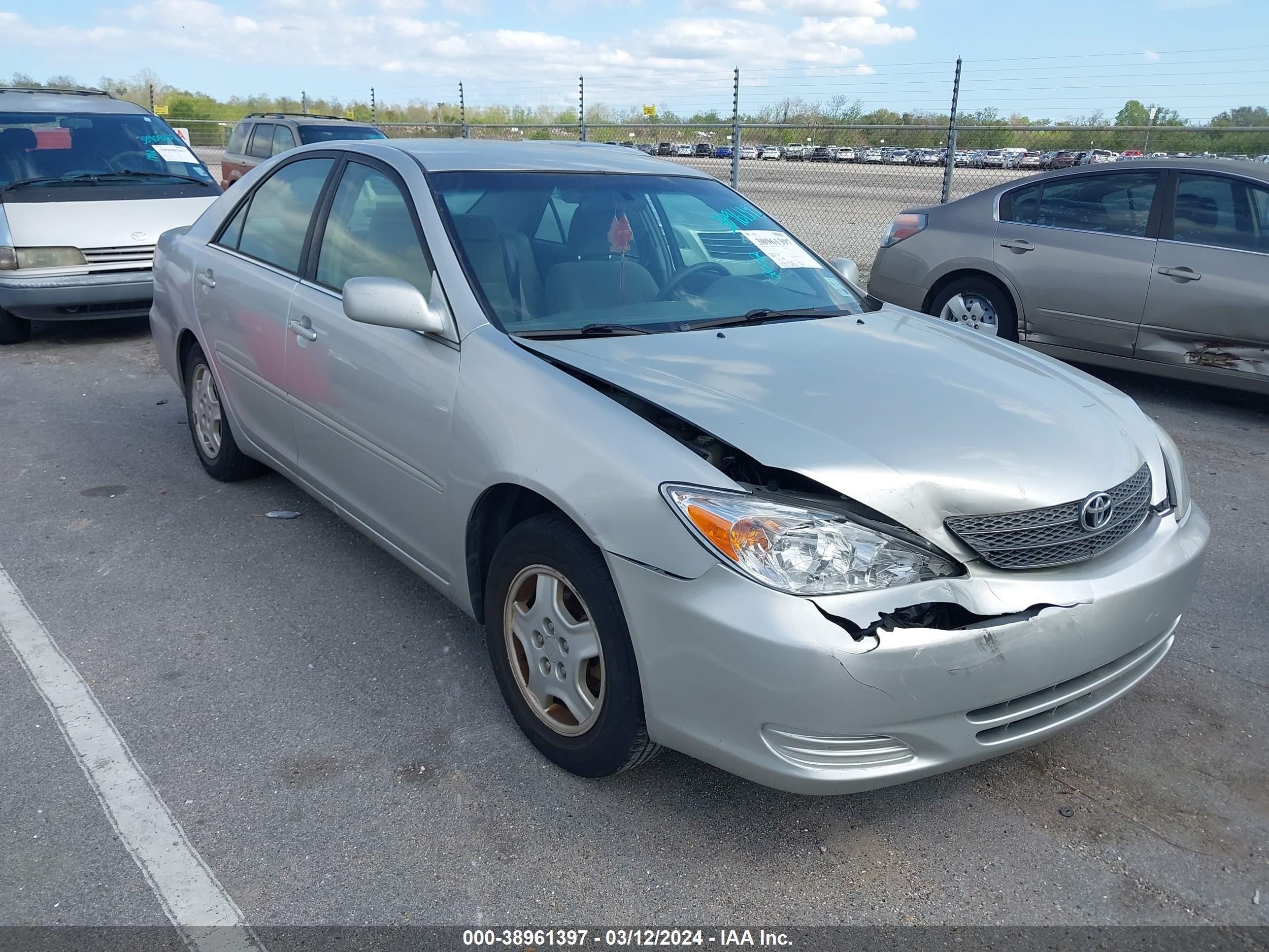 TOYOTA CAMRY 2002 4t1bf32k72u529086