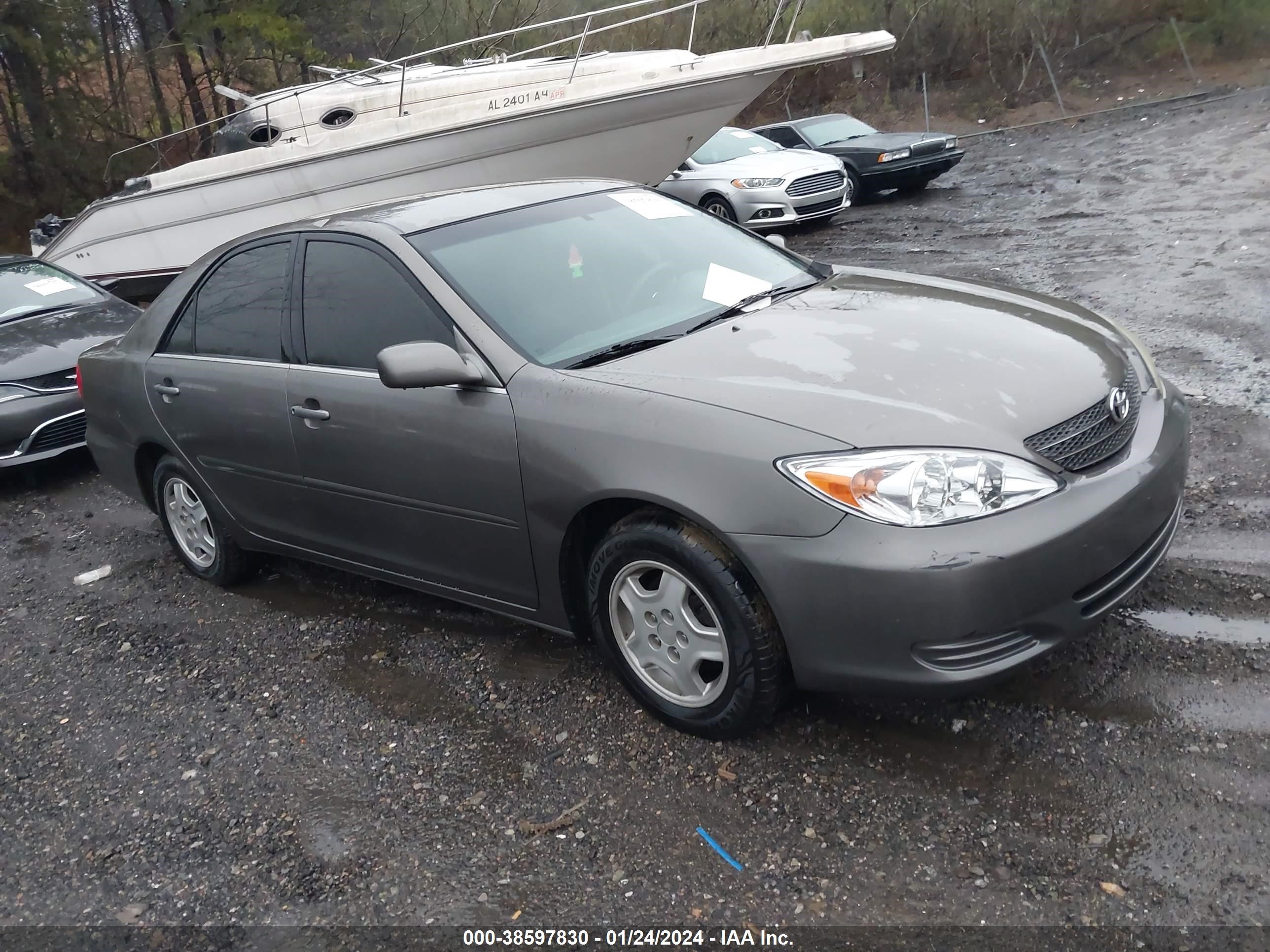 TOYOTA CAMRY 2003 4t1bf32k73u556273