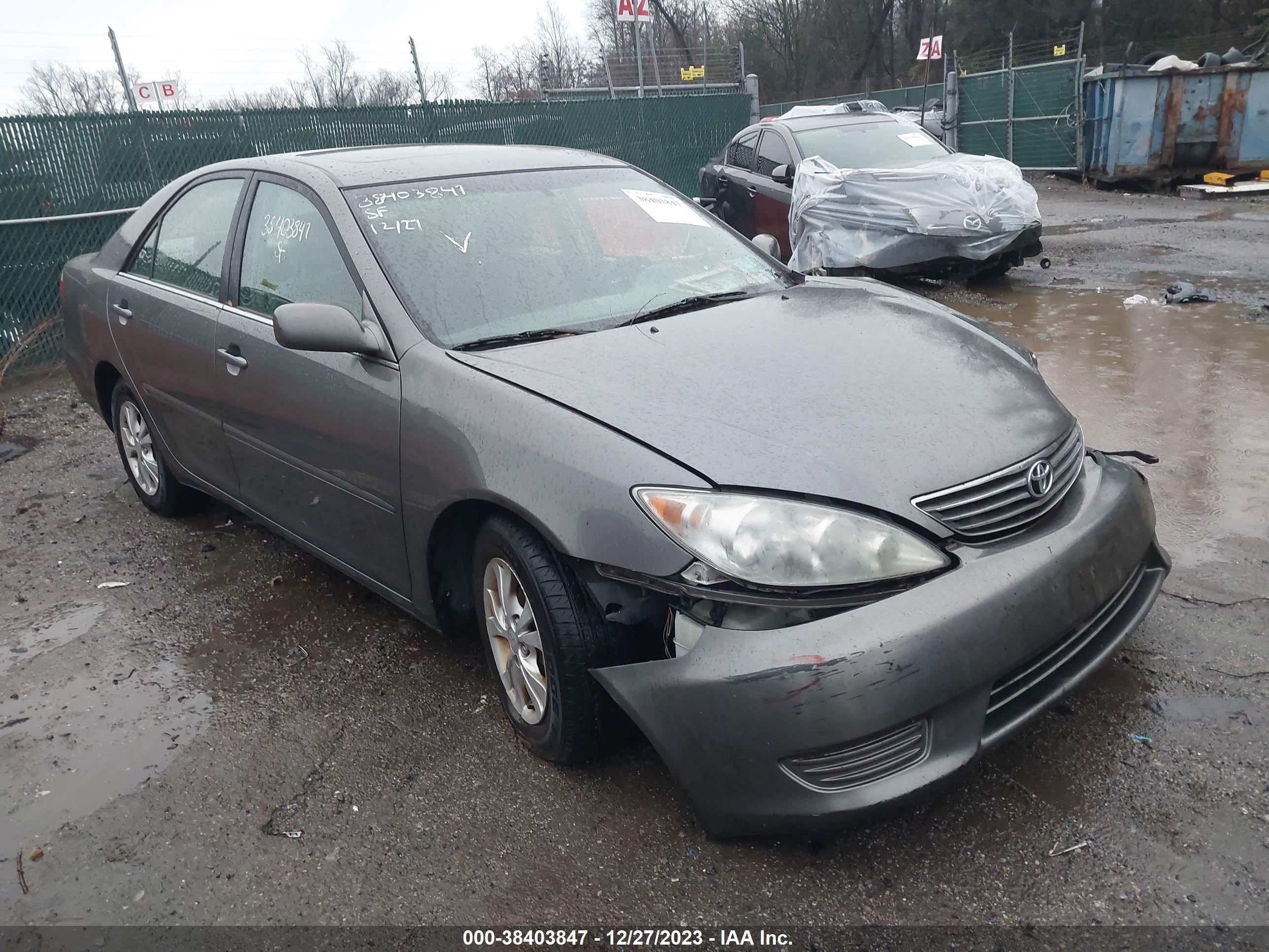 TOYOTA CAMRY 2005 4t1bf32k75u600100