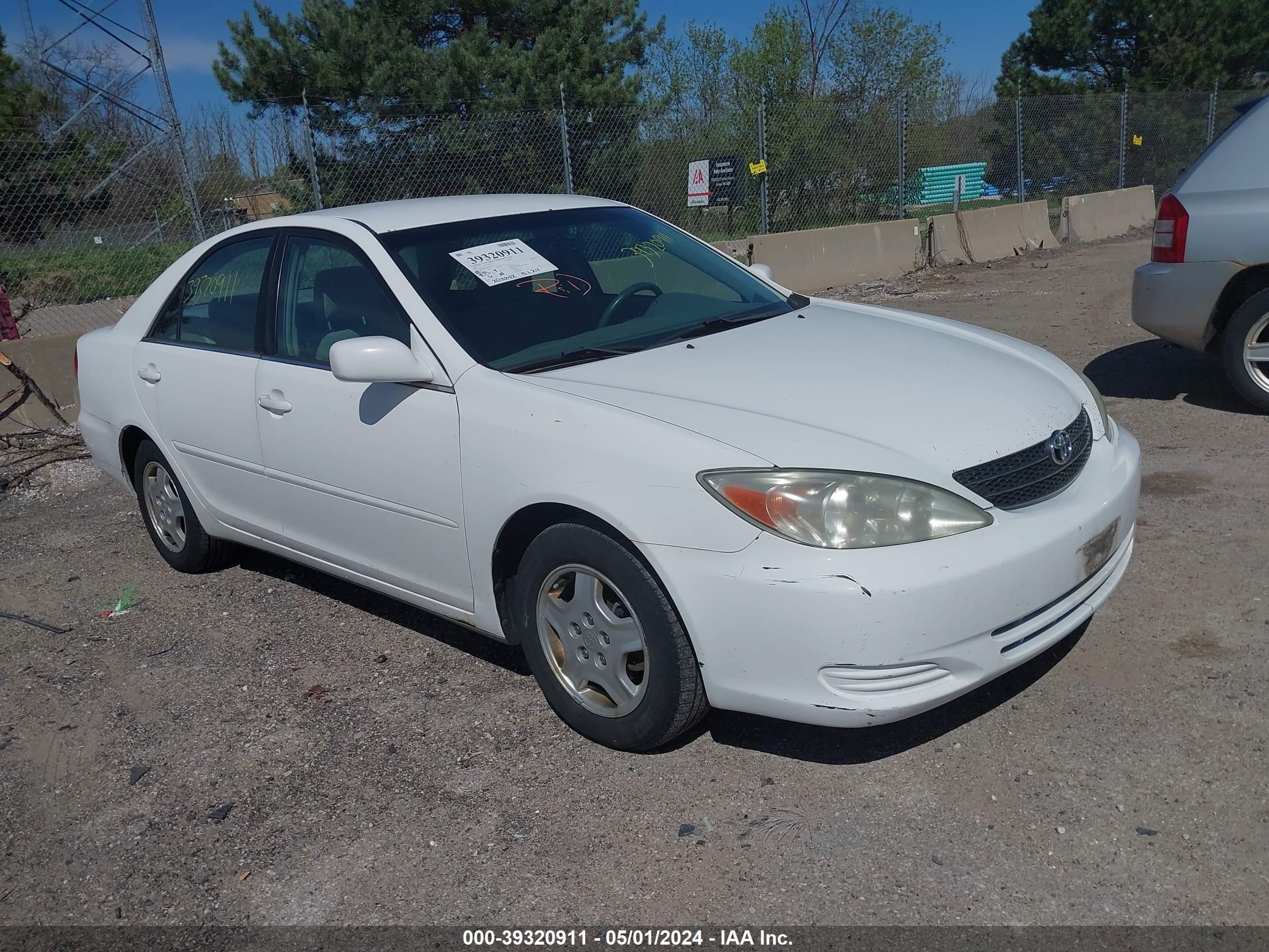 TOYOTA CAMRY 2002 4t1bf32k92u022013