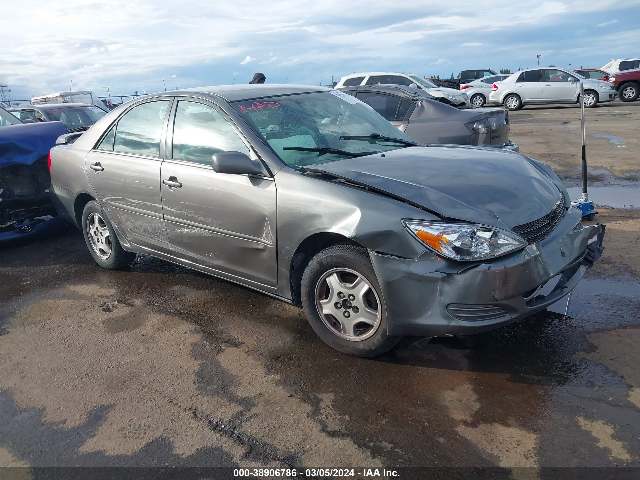 TOYOTA CAMRY 2002 4t1bf32k92u517005