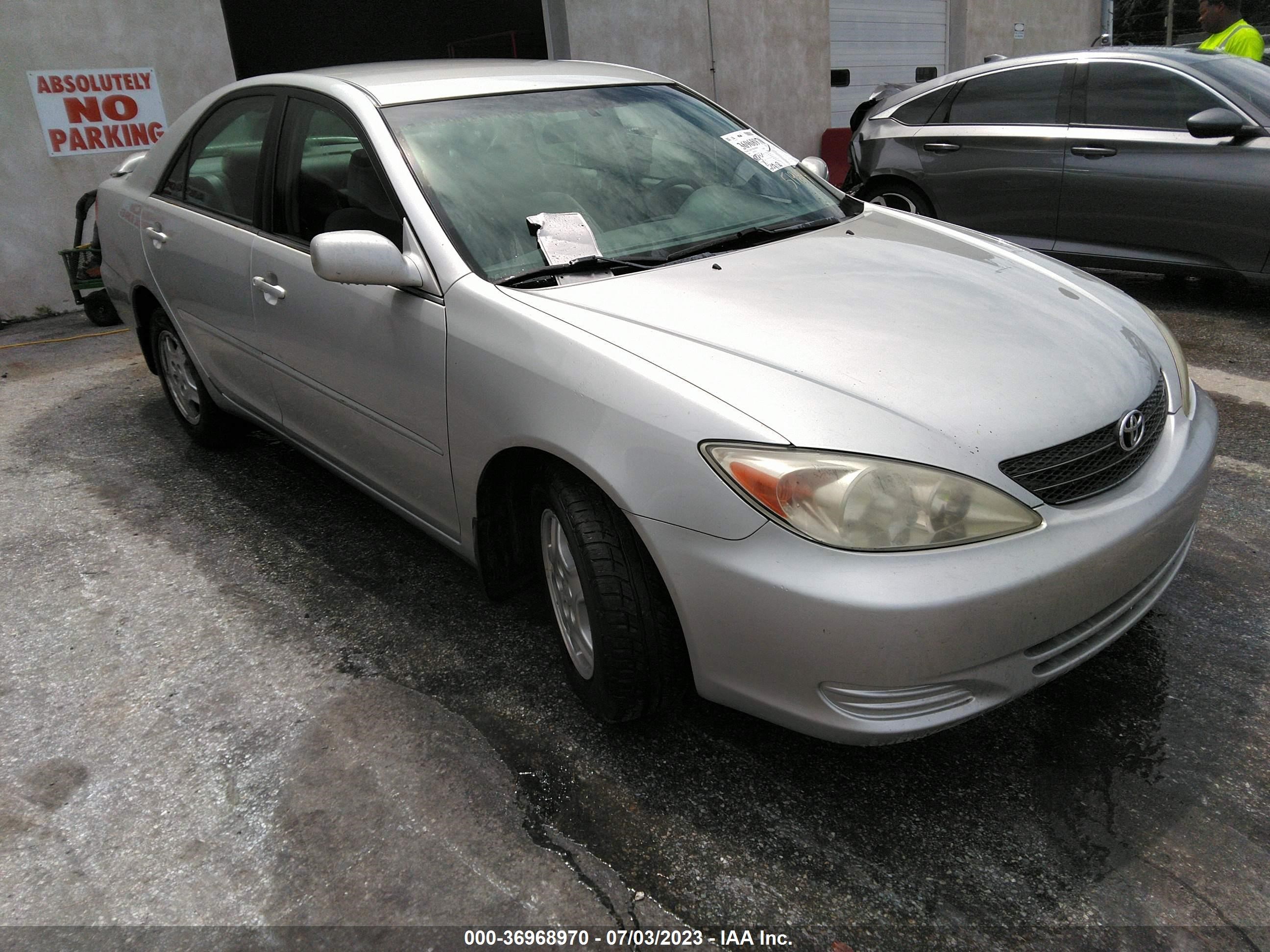 TOYOTA CAMRY 2002 4t1bf32k92u519644