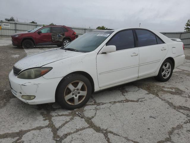 TOYOTA CAMRY LE 2003 4t1bf32k93u052274