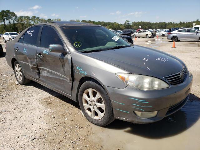 TOYOTA CAMRY LE 2005 4t1bf32k95u597491