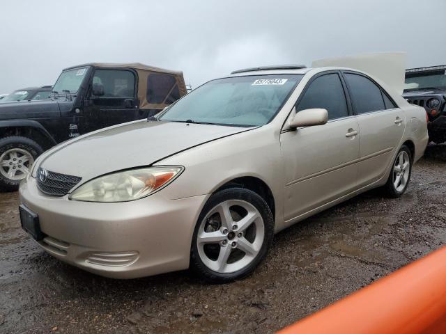 TOYOTA CAMRY LE 2004 4t1bf32kx4u588815