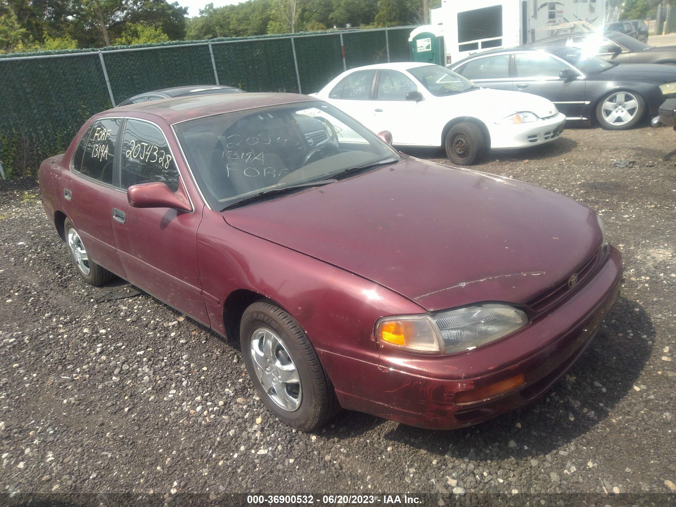 TOYOTA CAMRY 1996 4t1bg12k5tu818941