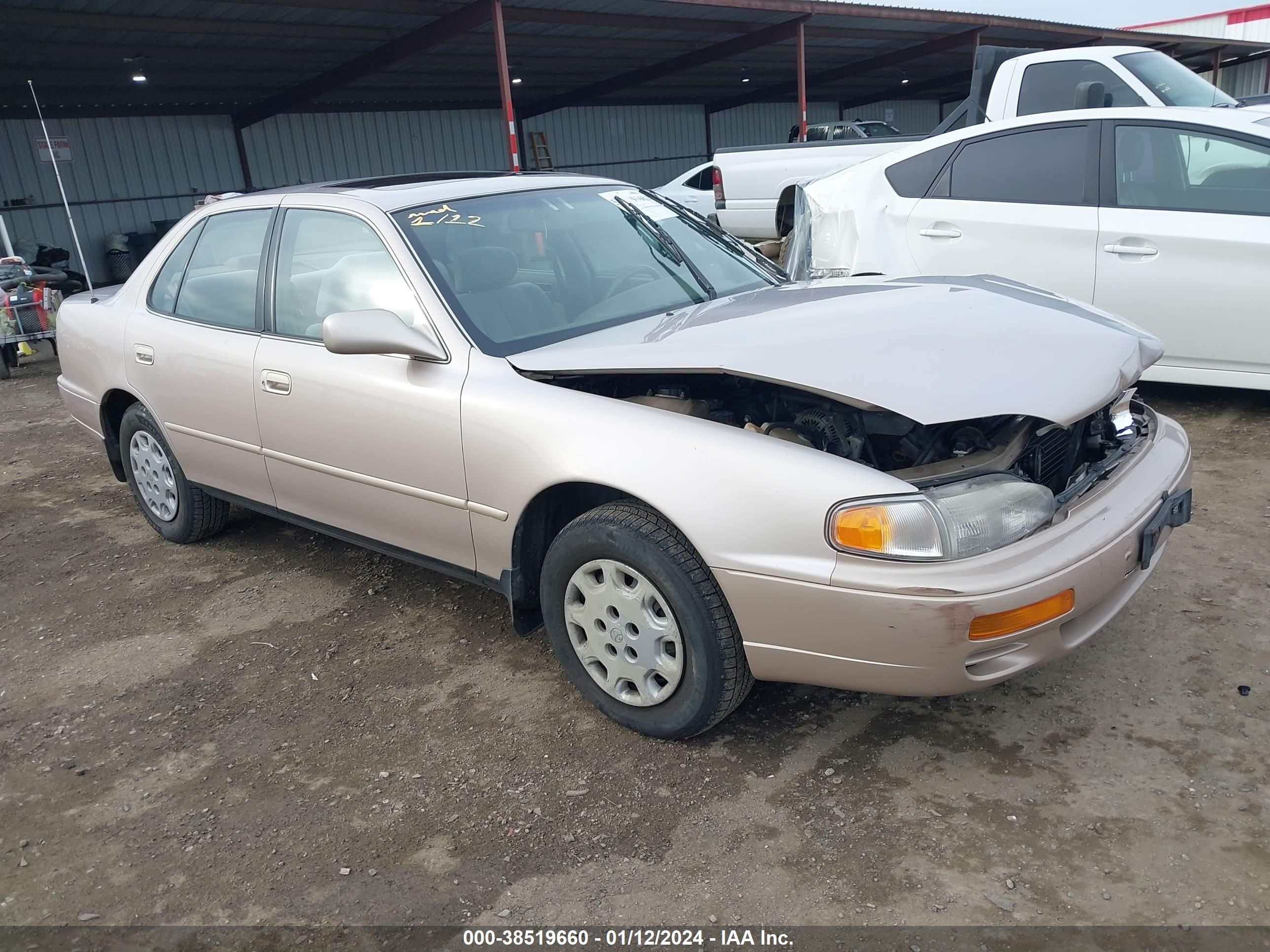 TOYOTA CAMRY 1996 4t1bg12k9tu708233