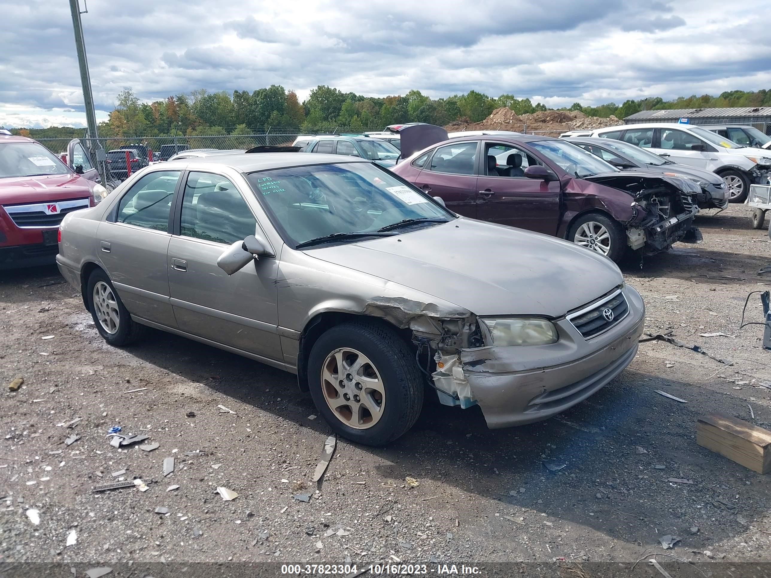 TOYOTA CAMRY 2001 4t1bg22k01u113192