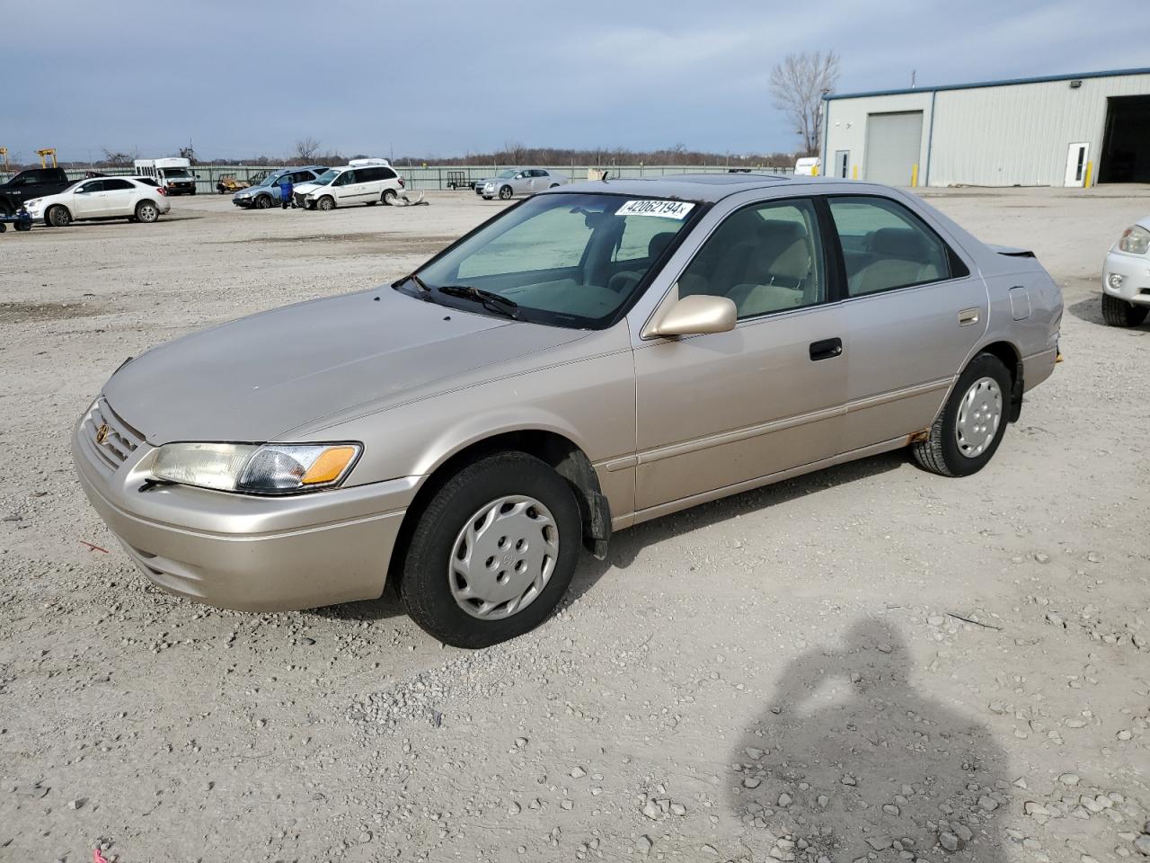 TOYOTA CAMRY 1997 4t1bg22k0vu014250